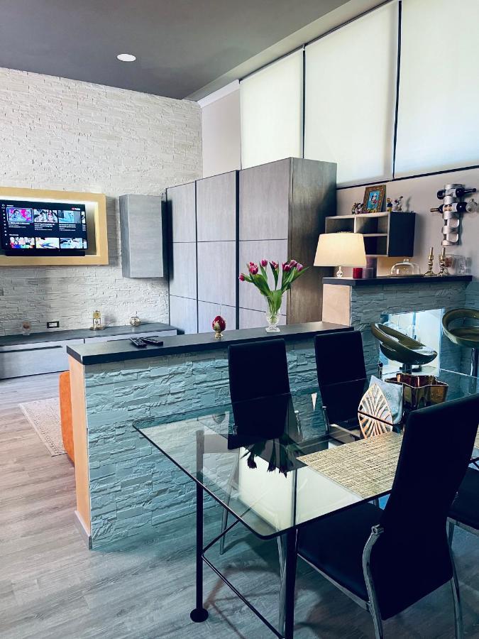 Golden House Apartman Castel Maggiore Kültér fotó